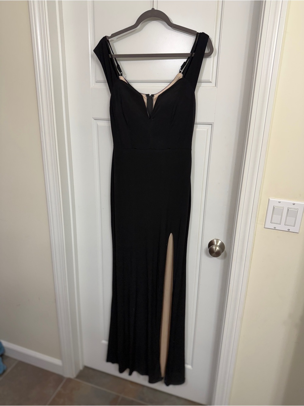 City Studio Black Formal Gown Size 11 Slit